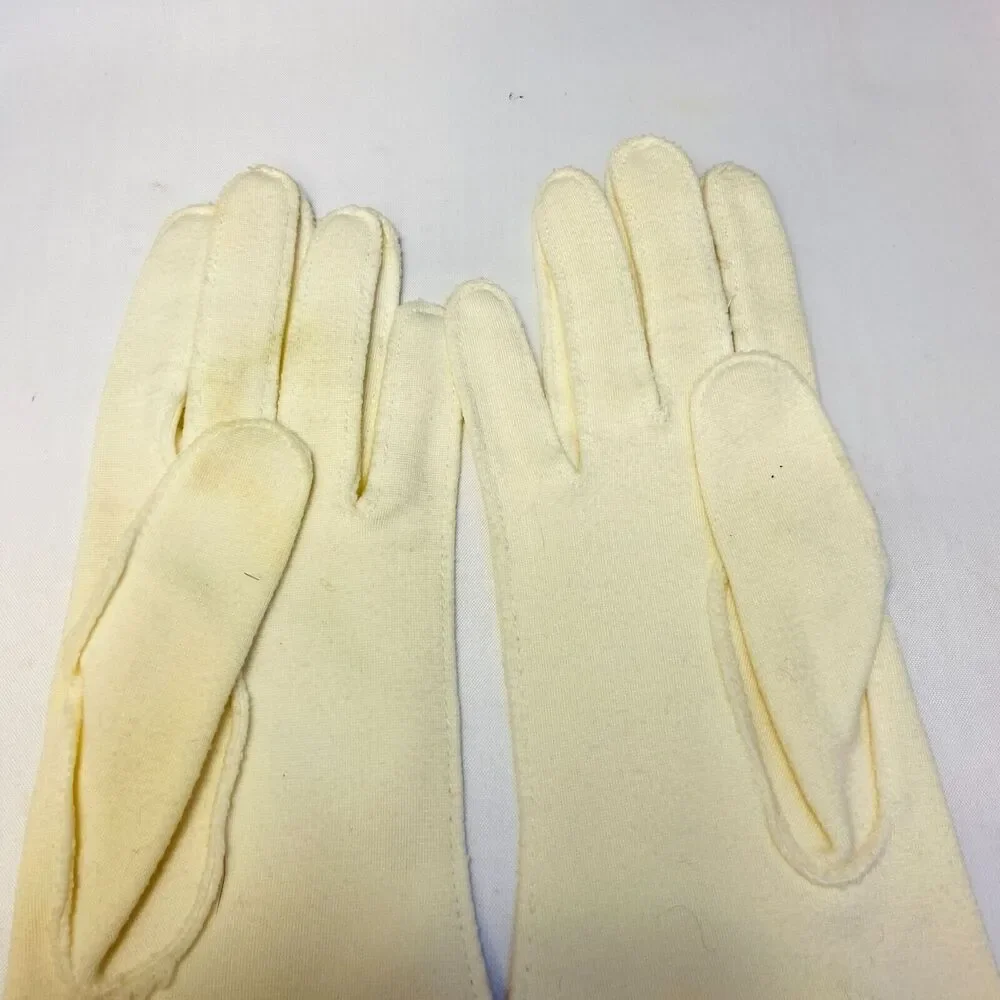 #4860 Vintage Womens beige afteroon gloves size M Easter